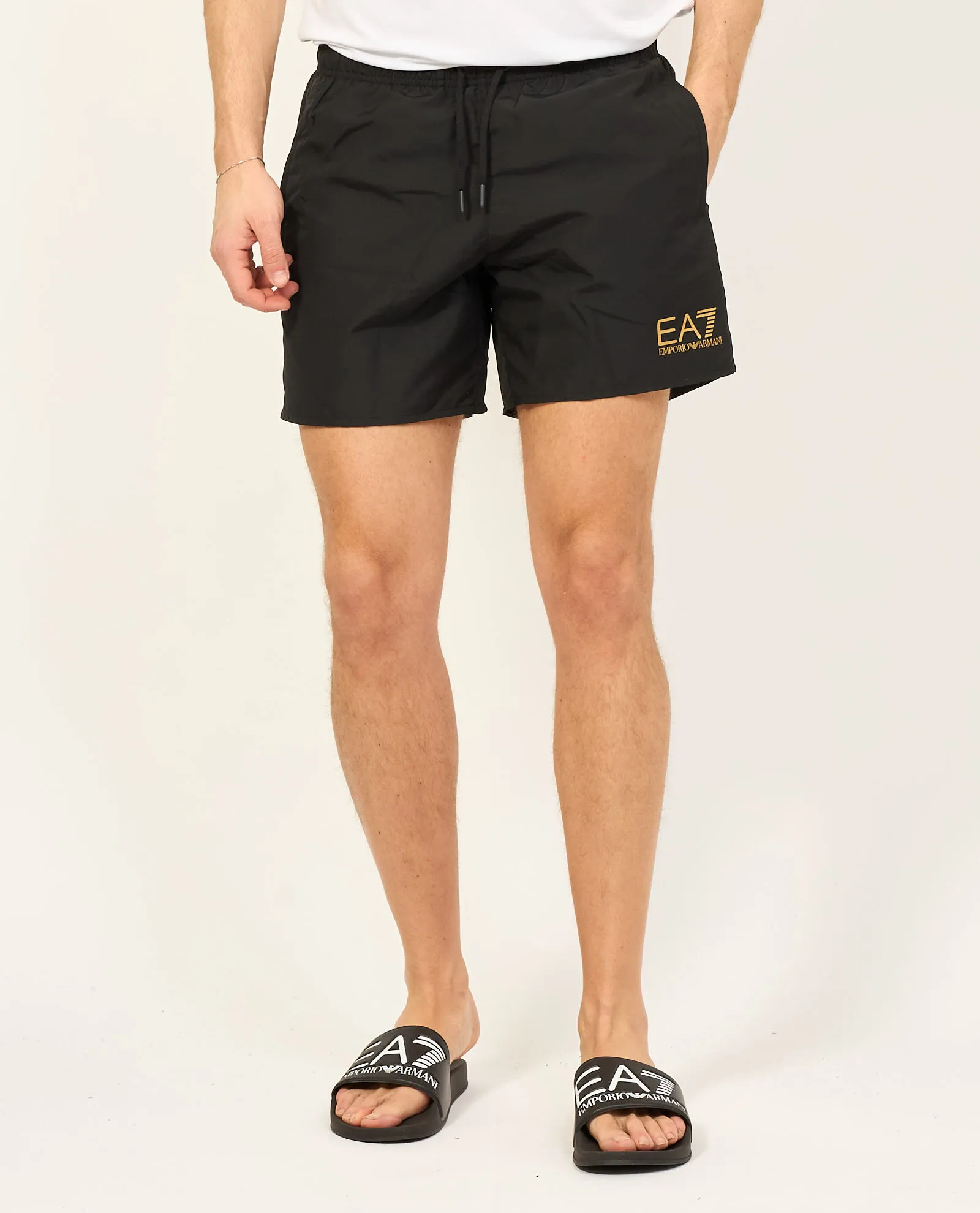 Costume EA7 modello boxer con logo a contrasto