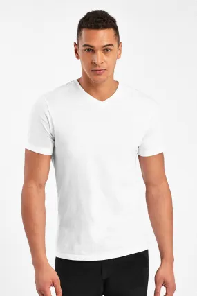 T-shirt must-have con scollo a V