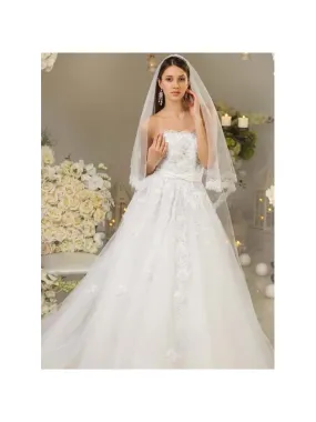 Vestito da Sposa Principesco con gonna in tulle e corpetto in pizzo e punti luce